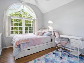 8 Lorraine Court, Medford NY 11763