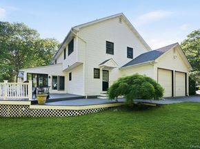 8 Lorraine Court, Medford NY 11763