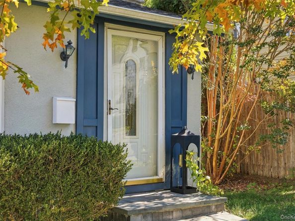 81 Summers Street, Oyster Bay NY 11771
