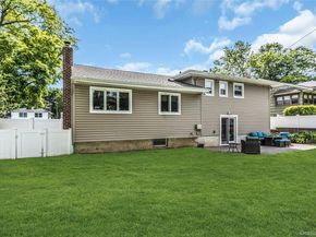 5 Simpson Drive, Old Bethpage NY 11804