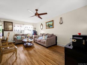 42 Autumn Avenue, Brooklyn NY 11208