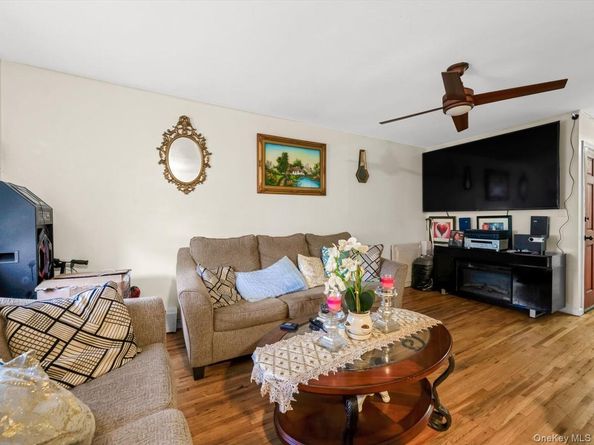 42 Autumn Avenue, Brooklyn NY 11208