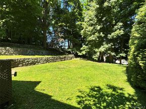 23 Chadwick Road, White Plains NY 10604