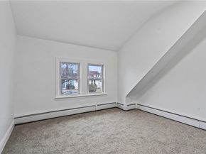 3322 Parkway Drive, Baldwin NY 11510