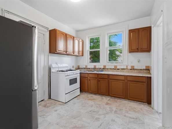 110 S 13th Avenue, Mount Vernon NY 10550