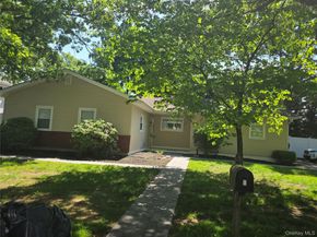 7 Roosevelt Avenue, Greenlawn NY 11740