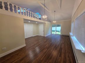 7 Roosevelt Avenue, Greenlawn NY 11740