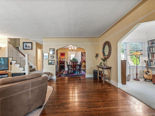 25 Archer Road, West Hempstead NY 11552