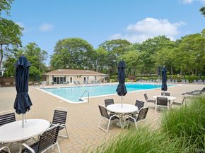 4102 Fox Hill Drive, Baiting Hollow NY 11933