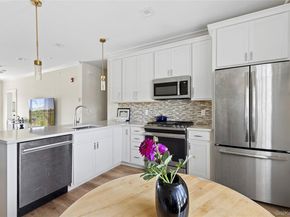 4102 Fox Hill Drive, Baiting Hollow NY 11933