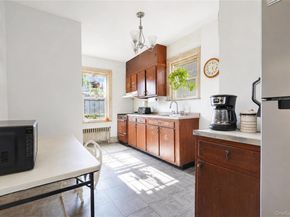 61-20 156th Street, Flushing NY 11367