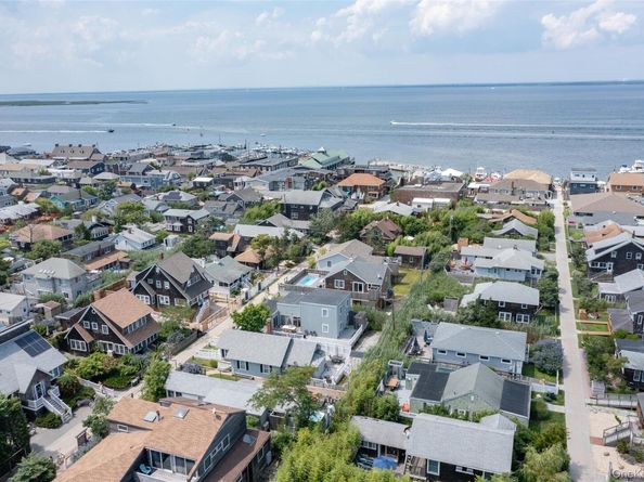 758 Ocean Breeze, Ocean Beach NY 11770