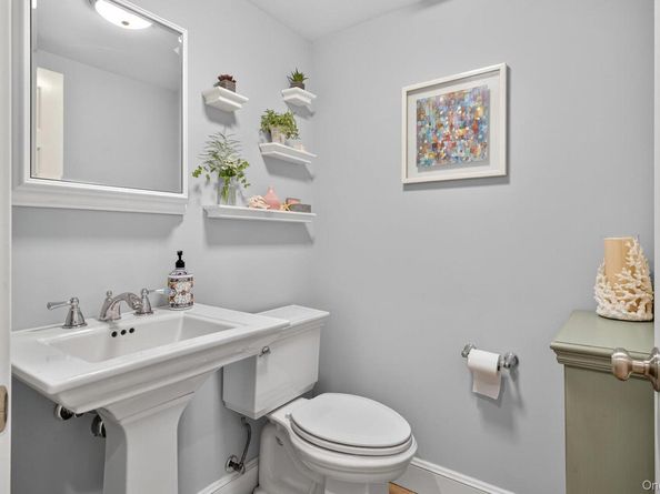 4 Cori Lane, East Northport NY 11731