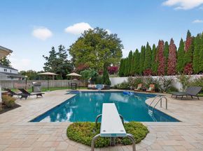 4 Cori Lane, East Northport NY 11731