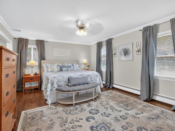 4 Cori Lane, East Northport NY 11731