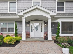 4 Cori Lane, East Northport NY 11731