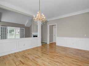 4 Oakhurst Court, Mount Sinai NY 11766