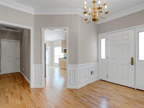 4 Oakhurst Court, Mount Sinai NY 11766