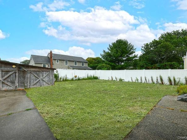 767 Keith Lane, West Islip NY 11705