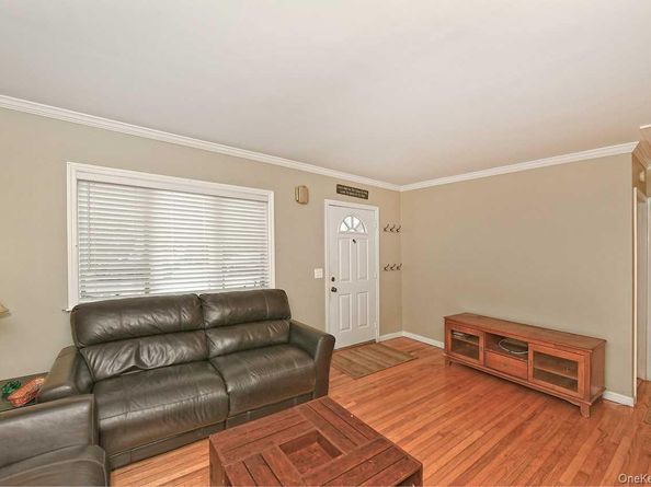 767 Keith Lane, West Islip NY 11705