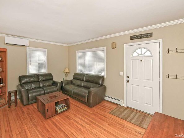 767 Keith Lane, West Islip NY 11705