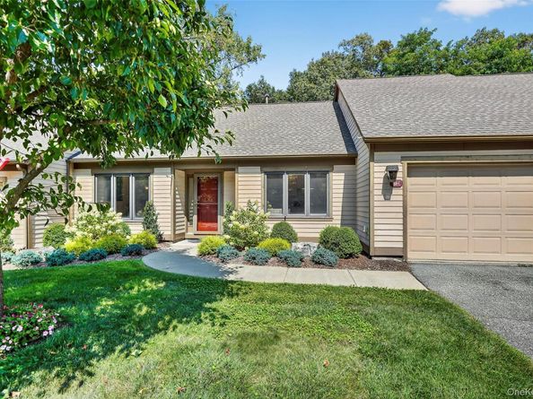 406 Heritage Hills Drive C, Somers NY 10589