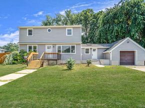286 Old Country Road, Deer Park NY 11729