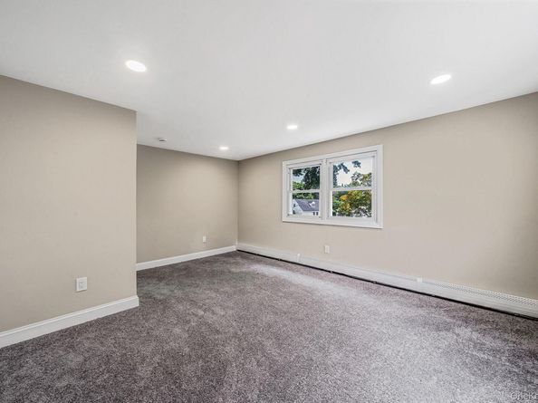 286 Old Country Road, Deer Park NY 11729