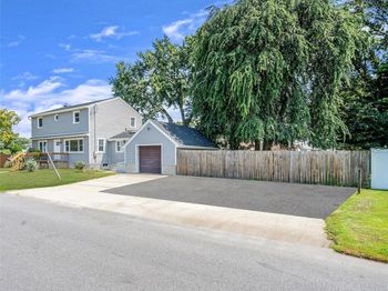 286 Old Country Road