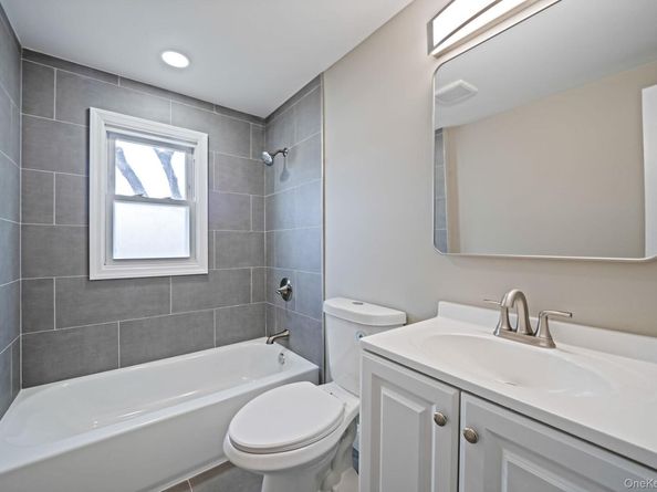 286 Old Country Road, Deer Park NY 11729