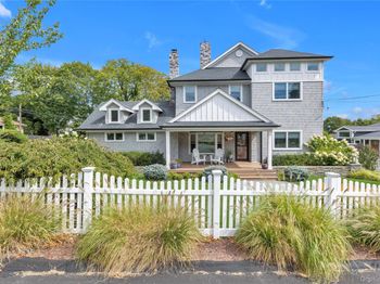 24 Coles Place