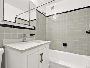 21-71 34th Avenue 15D, Long Island City NY 11106