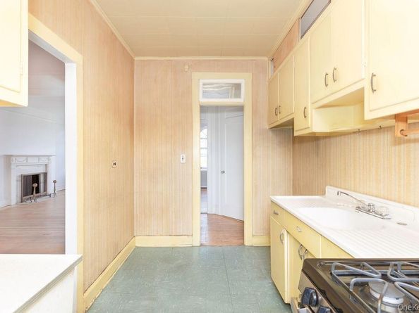 3513 76th Street 51, Jackson Heights NY 11372