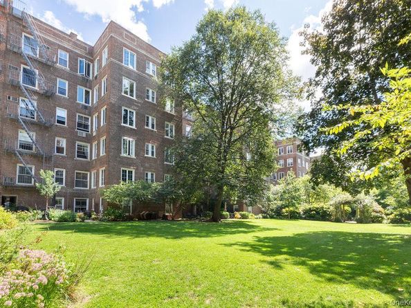 3513 76th Street 51, Jackson Heights NY 11372