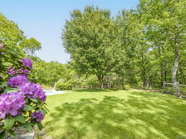 29 Oyster Pond Lane, East Hampton NY 11937