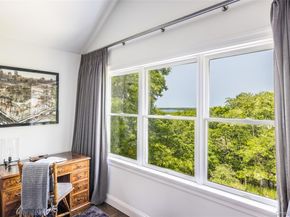 29 Oyster Pond Lane, East Hampton NY 11937