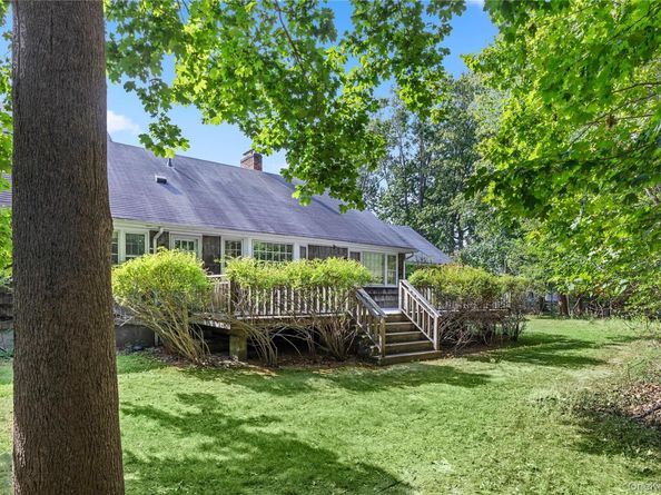 275 Durkee Lane, East Patchogue NY 11772