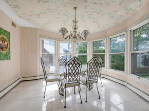 4 Carriage Road, Roslyn NY 11576
