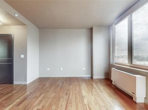 10724 71st Road 7E, Forest Hills NY 11375