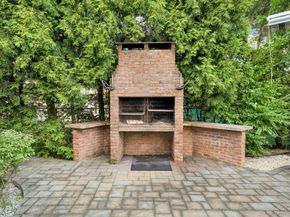 70 Shrub Hollow Road, Roslyn NY 11576