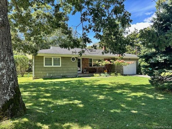26 Canvasback Lane, East Quogue NY 11942