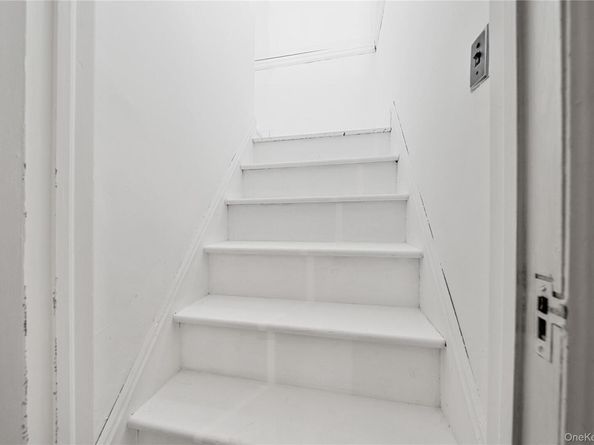 47 Stratford Road, West Hempstead NY 11552