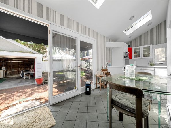 47 Stratford Road, West Hempstead NY 11552