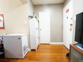 63-45 Saunders Street 3G, Rego Park NY 11374