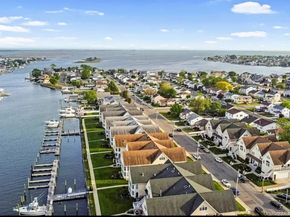 226-B Westside Avenue B, Freeport NY 11520