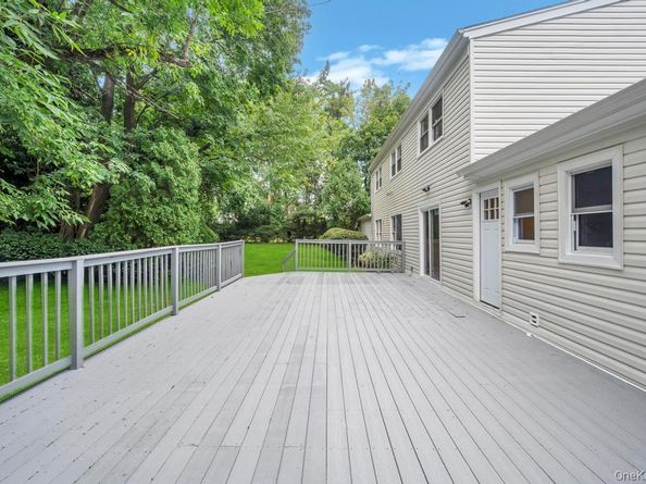 4 Cosgrove Drive, Glen Cove NY 11542