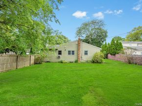 31 Essex Drive, Coram NY 11727