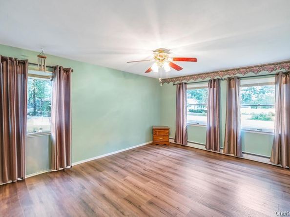 31 Essex Drive, Coram NY 11727