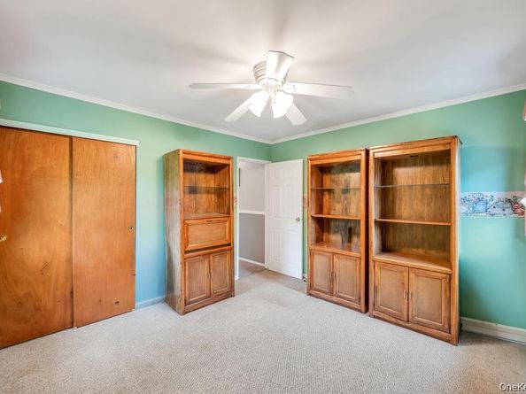 31 Essex Drive, Coram NY 11727