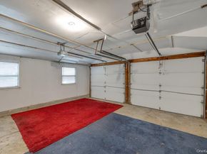 31 Essex Drive, Coram NY 11727